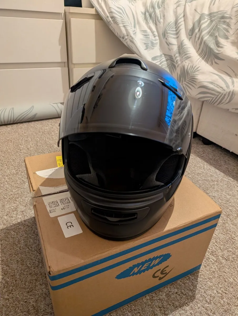 Arai Debut Helmet Size S 56cm - Image 4