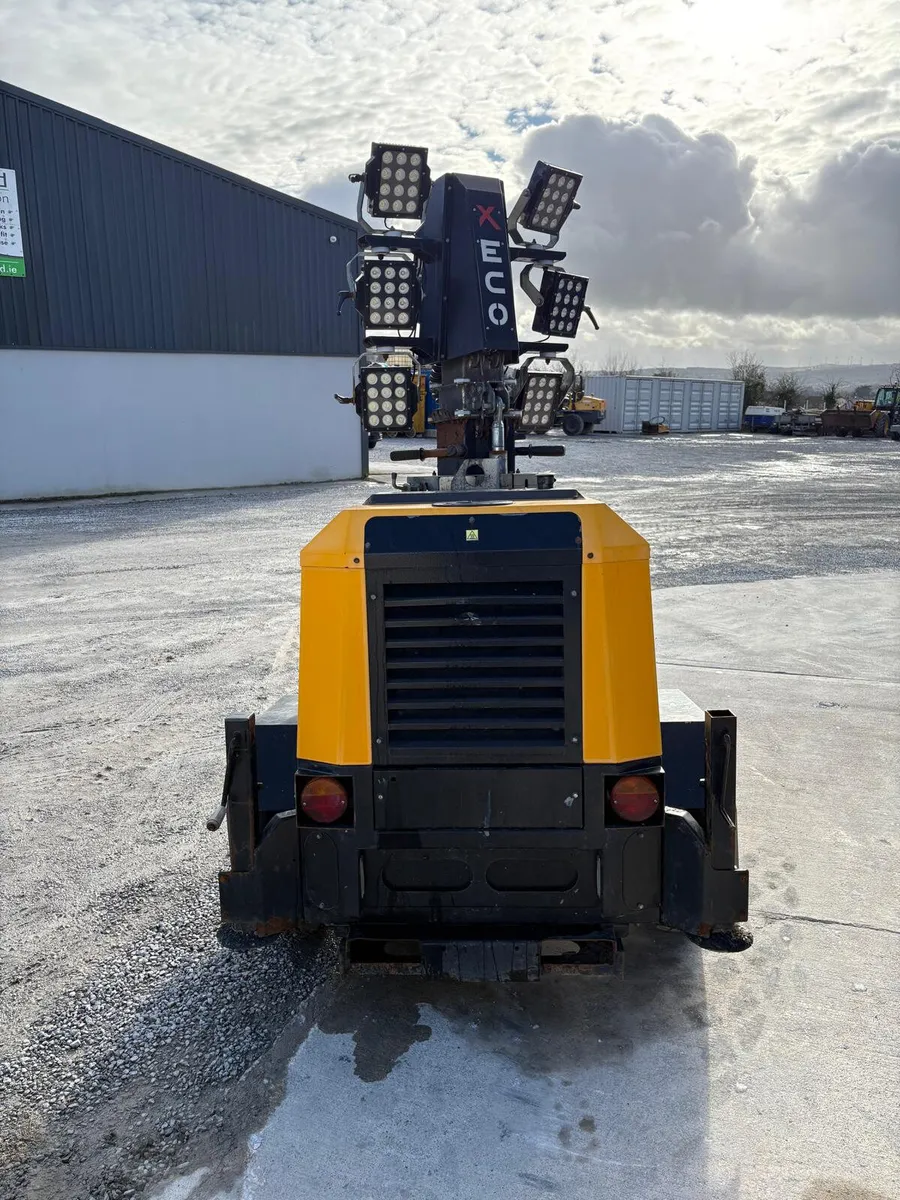 2016Trime Tower Light #1093 - Image 3