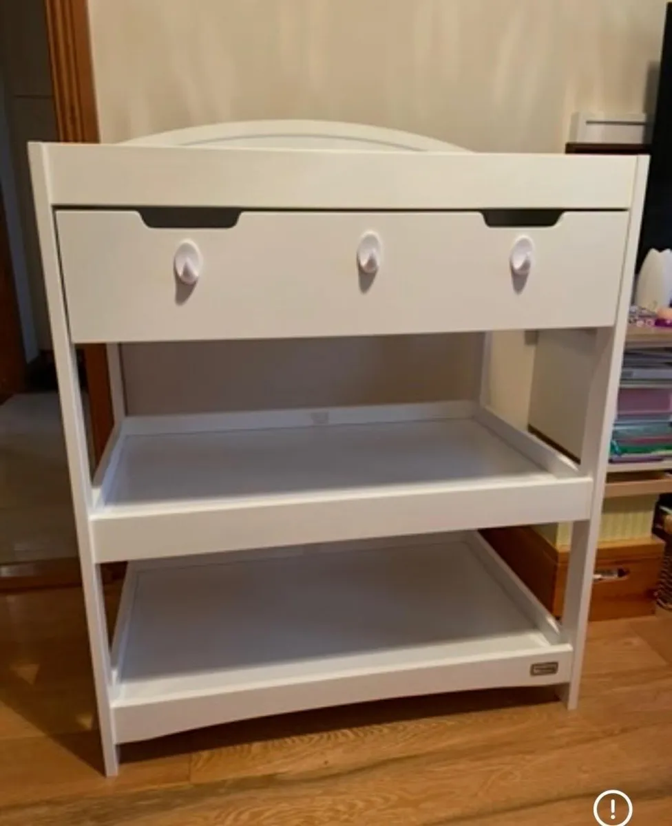 Baby changing unit with drawer - Image 1