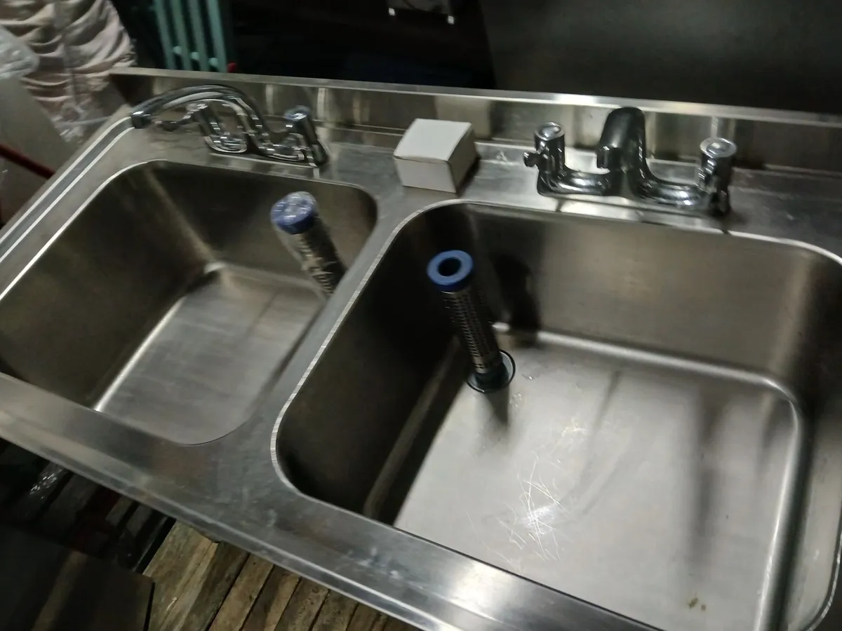 Staneless steel cabbinet sink unit complete - Image 1