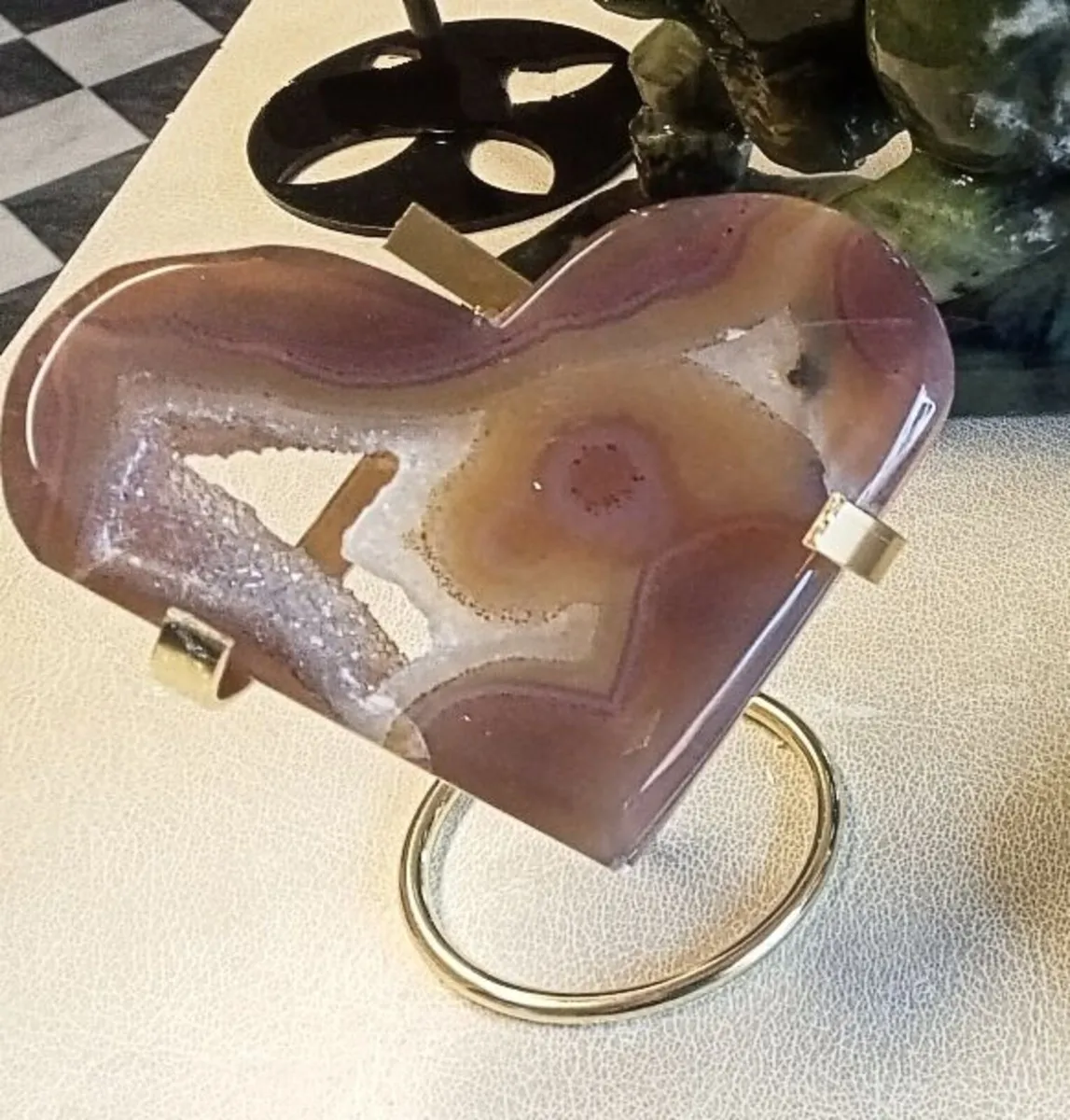 BEAUTIFUL LARGE DRUZY AGATE HEART CRYSTAL - Image 3