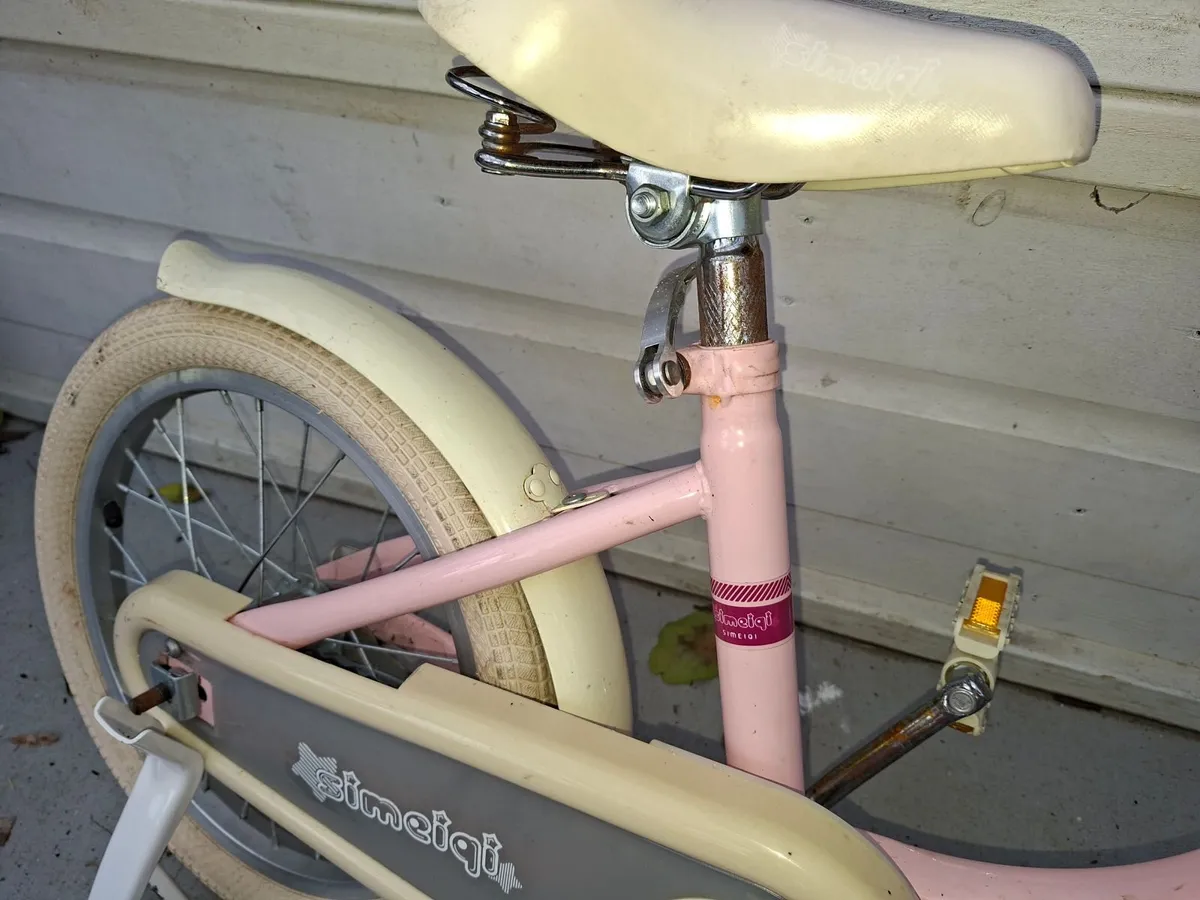 Girls bike for 5-8 years, 16 inch tyres - Image 3