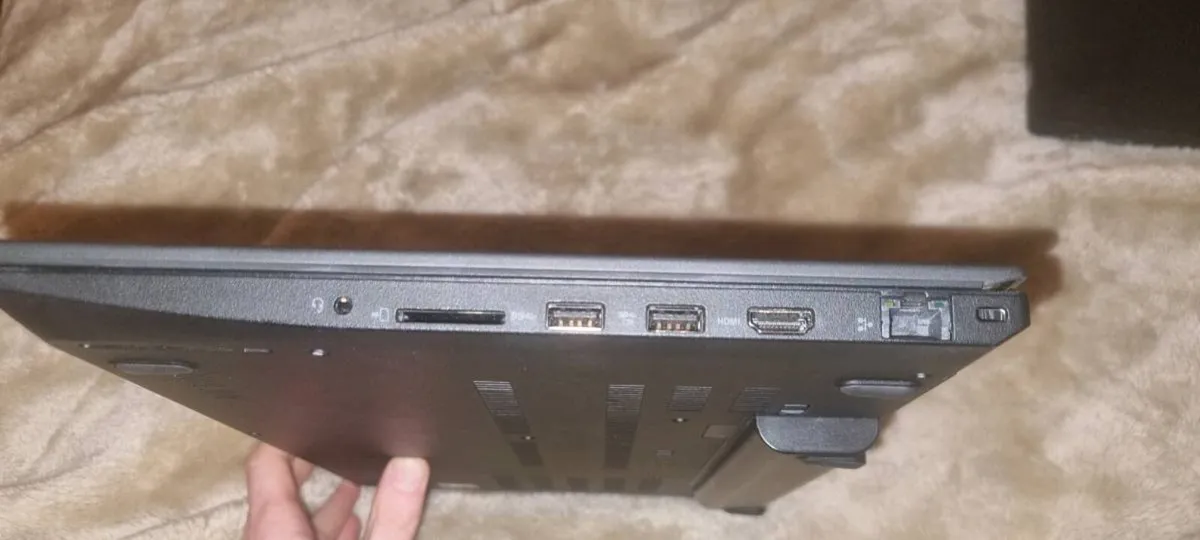 Lenovo ThinkPad P52s i7, 32GB, 512GB, Dual battery - Image 4