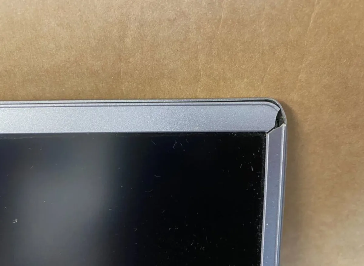 MSI Creator 17 A10SF I7 24GB 512GB NVIDIA 8GB GAME - Image 3