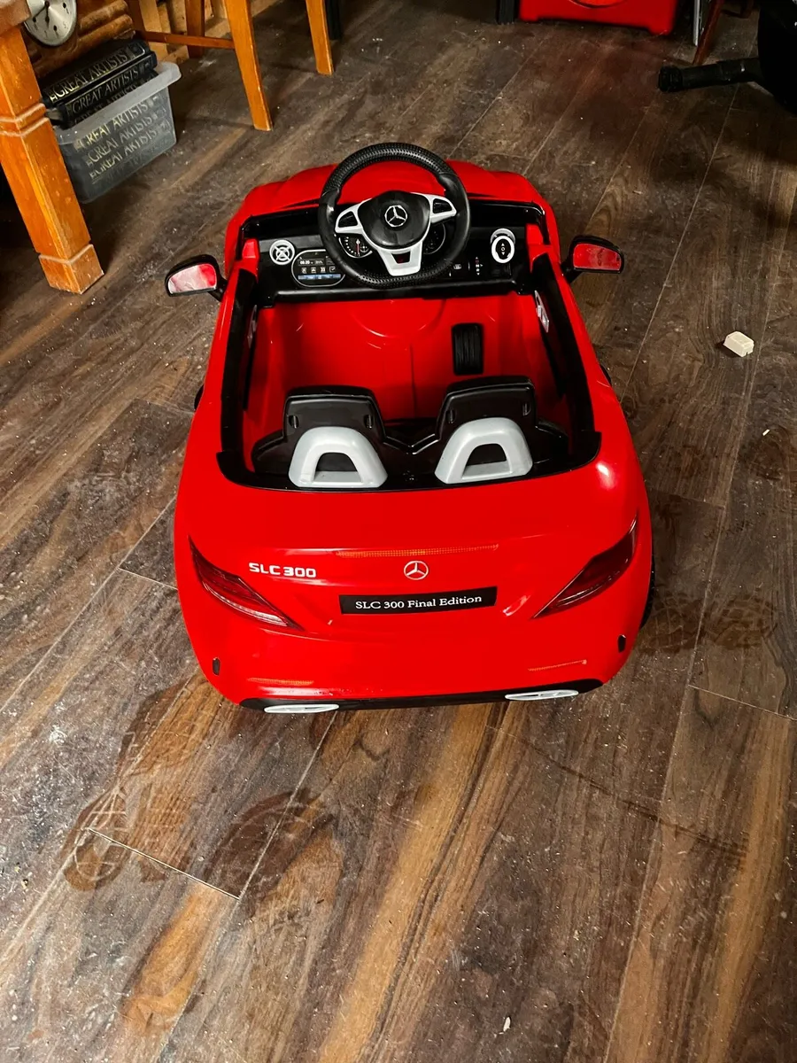 Toy car - Image 2