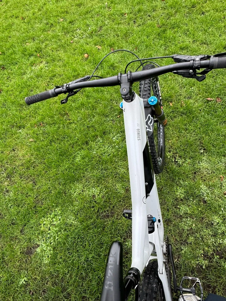 Cube stereo Custom - Image 2