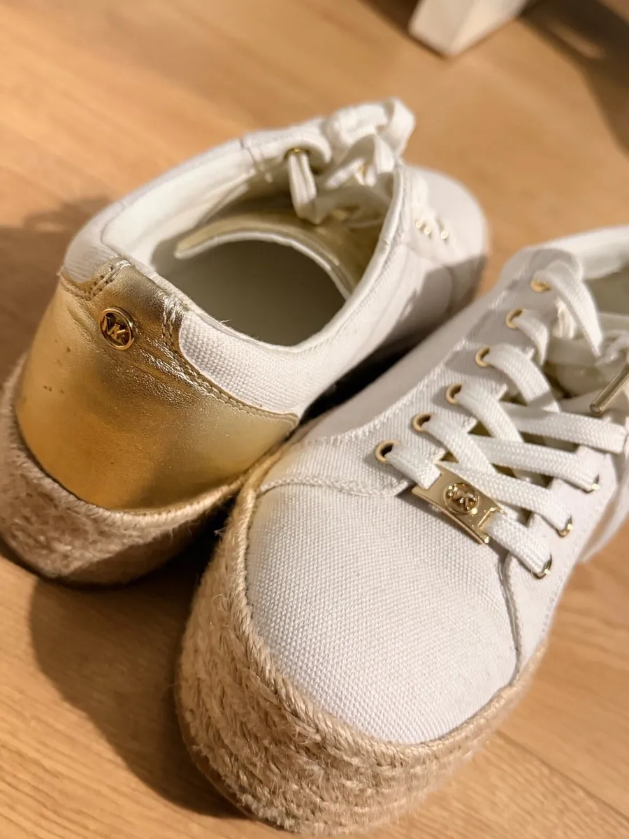 Michael kors shoes - Image 1