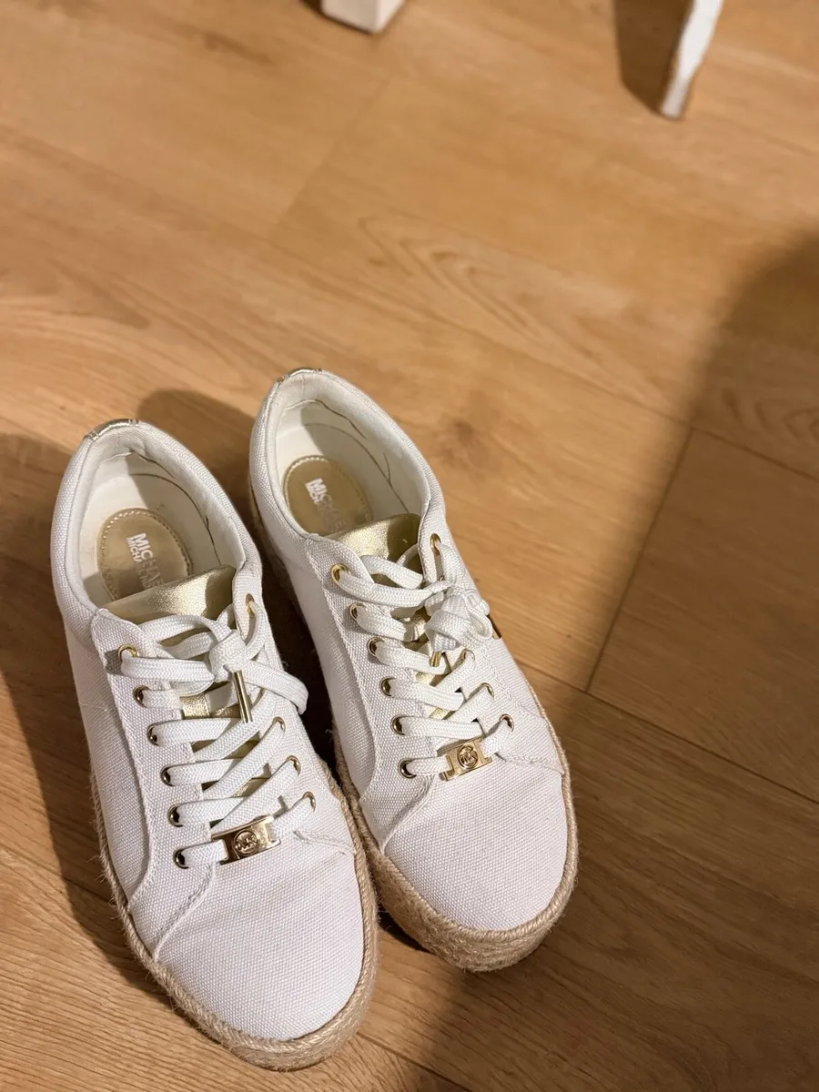 Michael kors shoes - Image 2