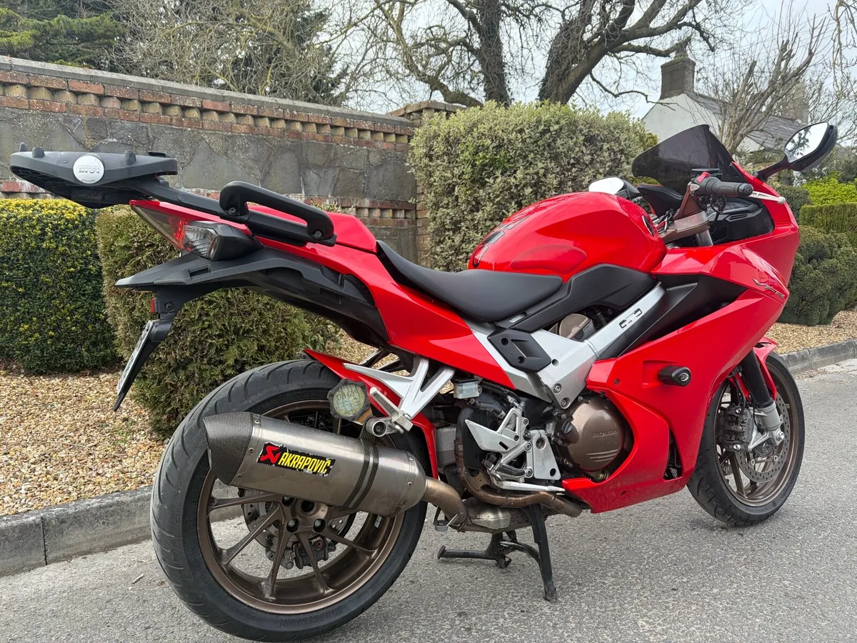 HONDA VFR800F / HONDA VFR1200 CROSSTOURER - Image 3