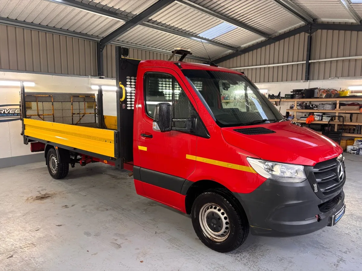 2019 Mercedes Sprinter 314 - Image 2