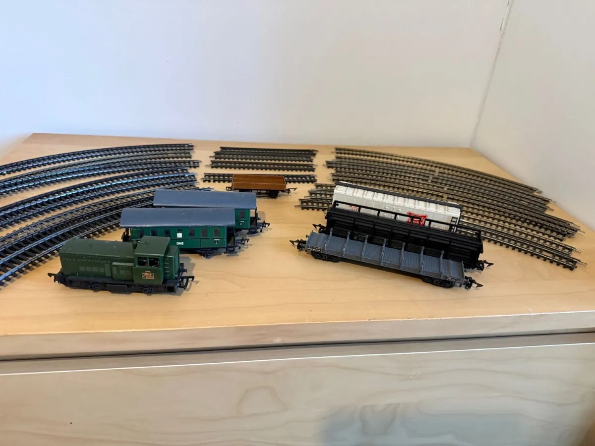 Model Railway Bundle - Hornby Jouef - Image 2