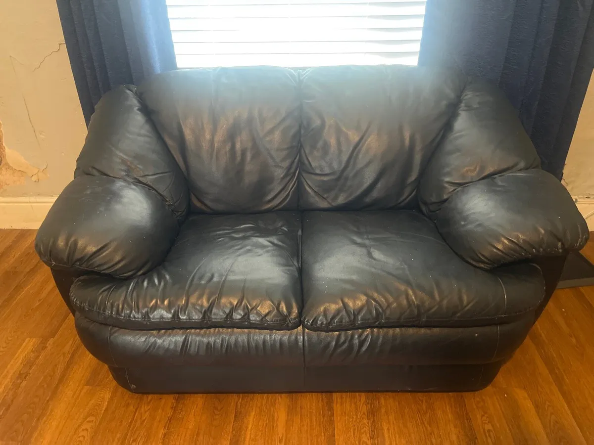Free Couch for collection - Image 1