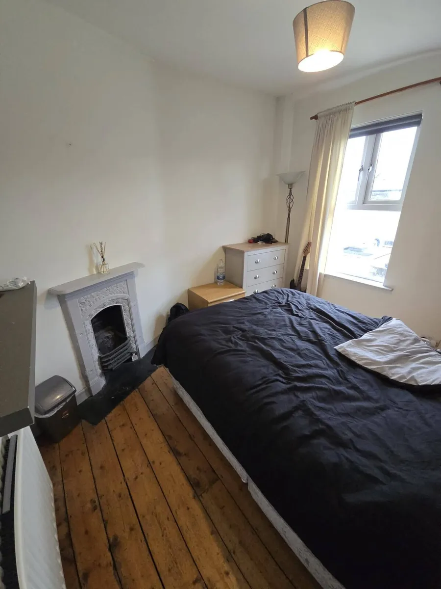 DOUBLE BEDROOM for Rent in House Dublin 6 Renelagh - Image 1