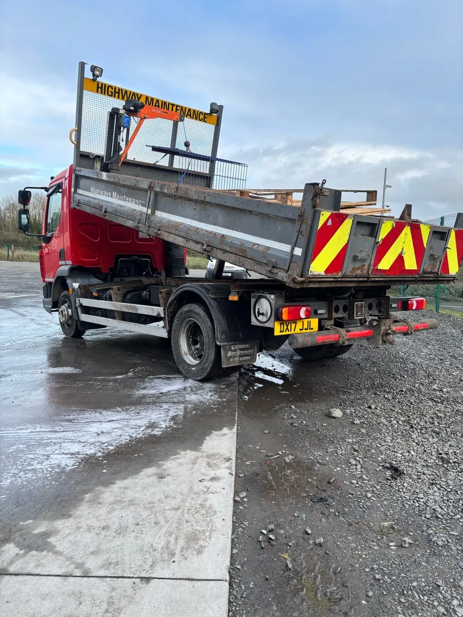Daf 7.5ton tipper - Image 4