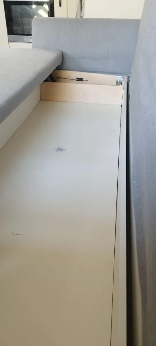 3 seater sofa bed - Image 2