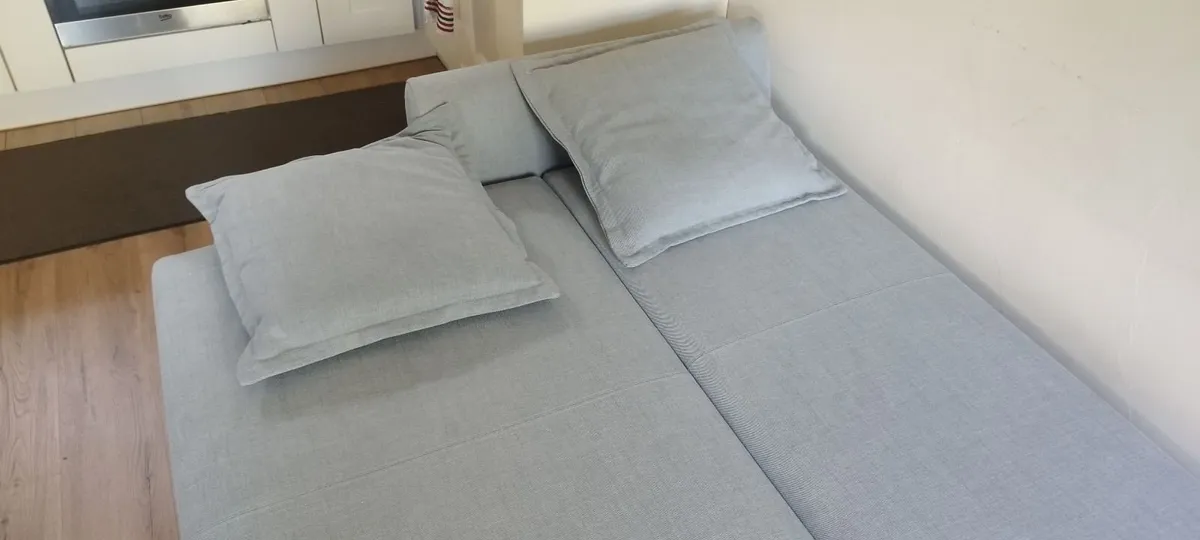 3 seater sofa bed - Image 3