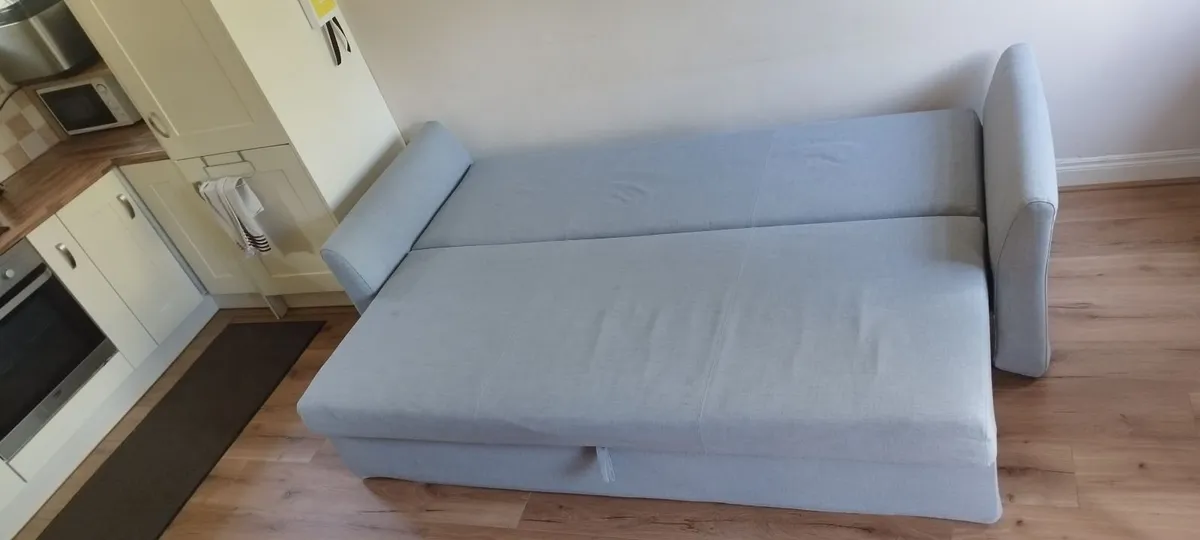 3 seater sofa bed - Image 4