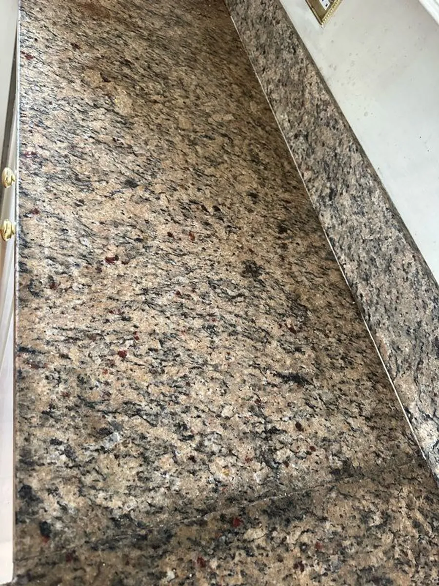 Granite kitchen countertops - Image 3