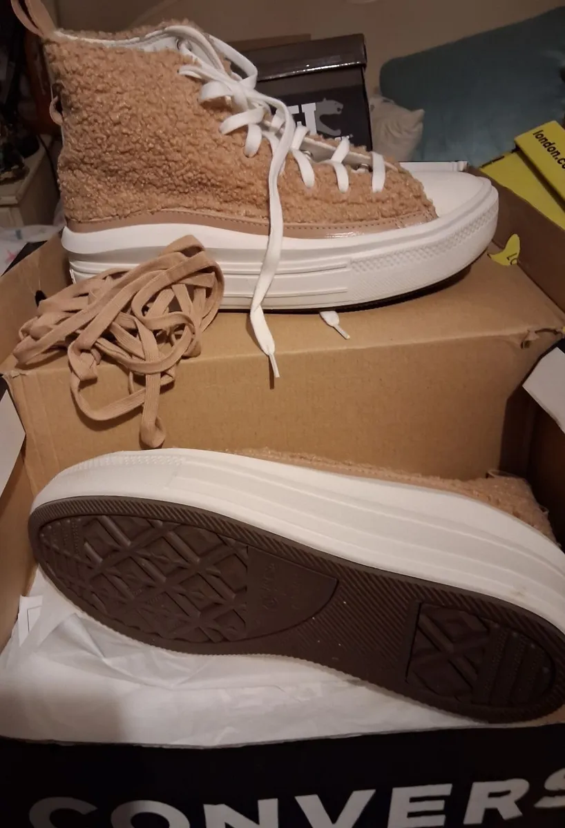 Converse Allstars Move Cozy Platforms - Image 1