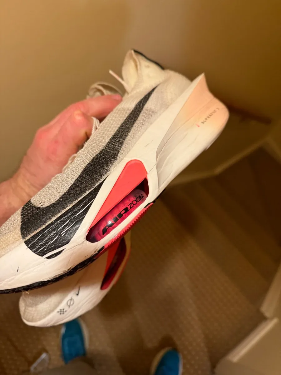 Nike alpha fly 3 UK10 - Image 2