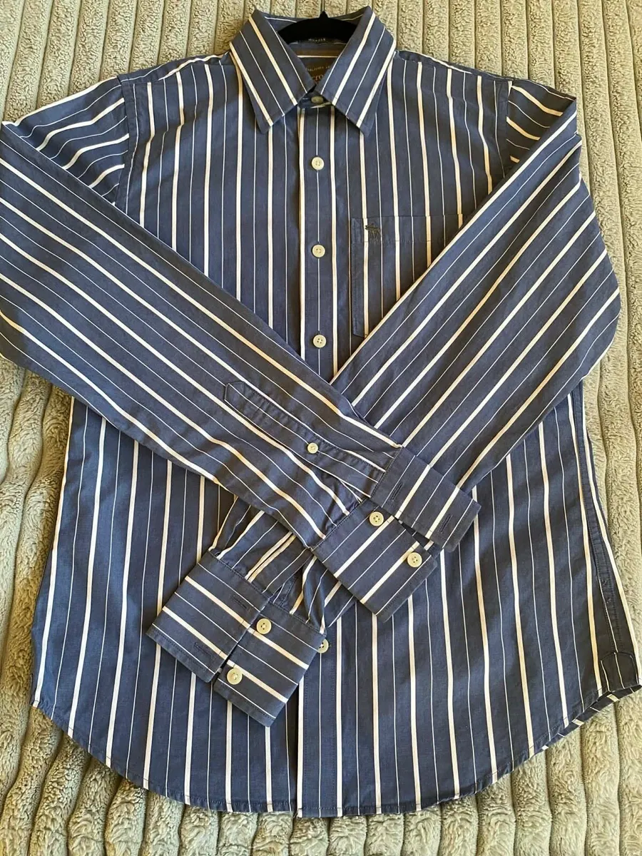 Abercrombie & Fitch Size S 100% cotton shirt - Image 1