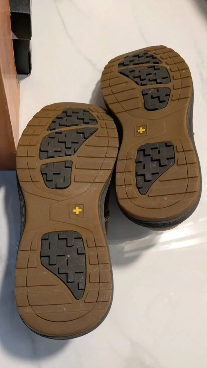 Dr. Martens leather shoes - Image 3