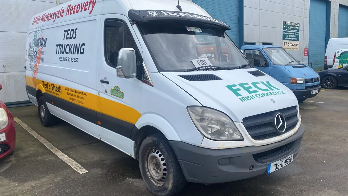 Mercedes Sprinter LWB Van - Image 1