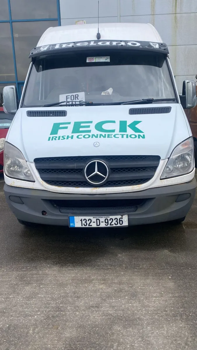 Mercedes Sprinter LWB Van - Image 2