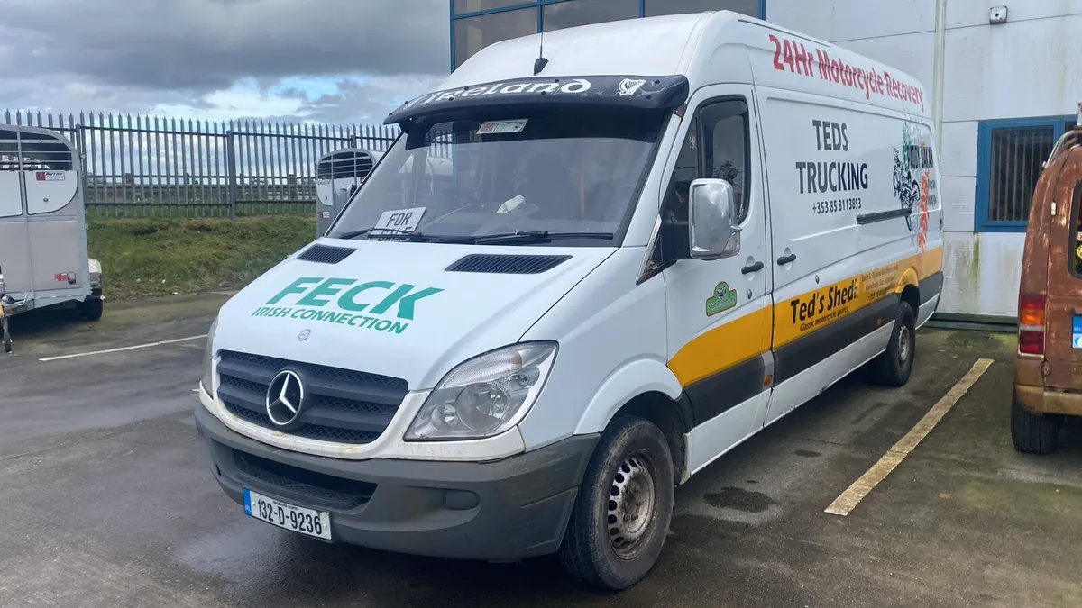 Mercedes Sprinter LWB Van - Image 3