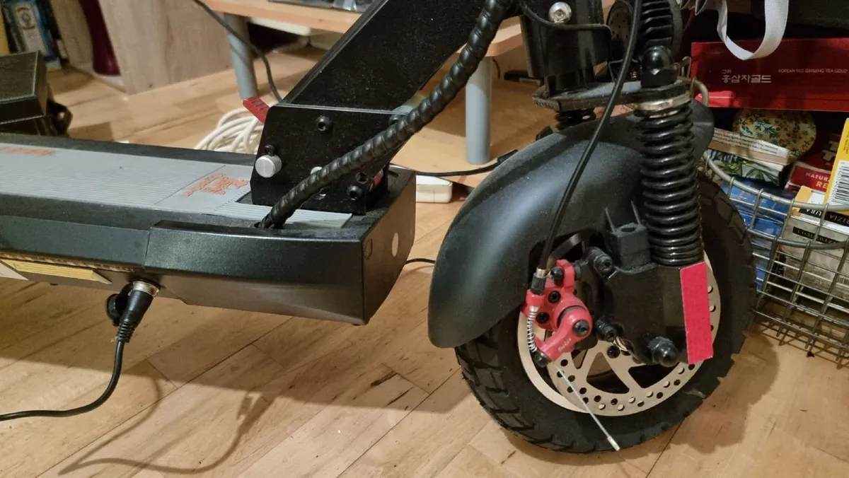 KuKirin M4 Pro Electric Scooter – NEW - Image 4