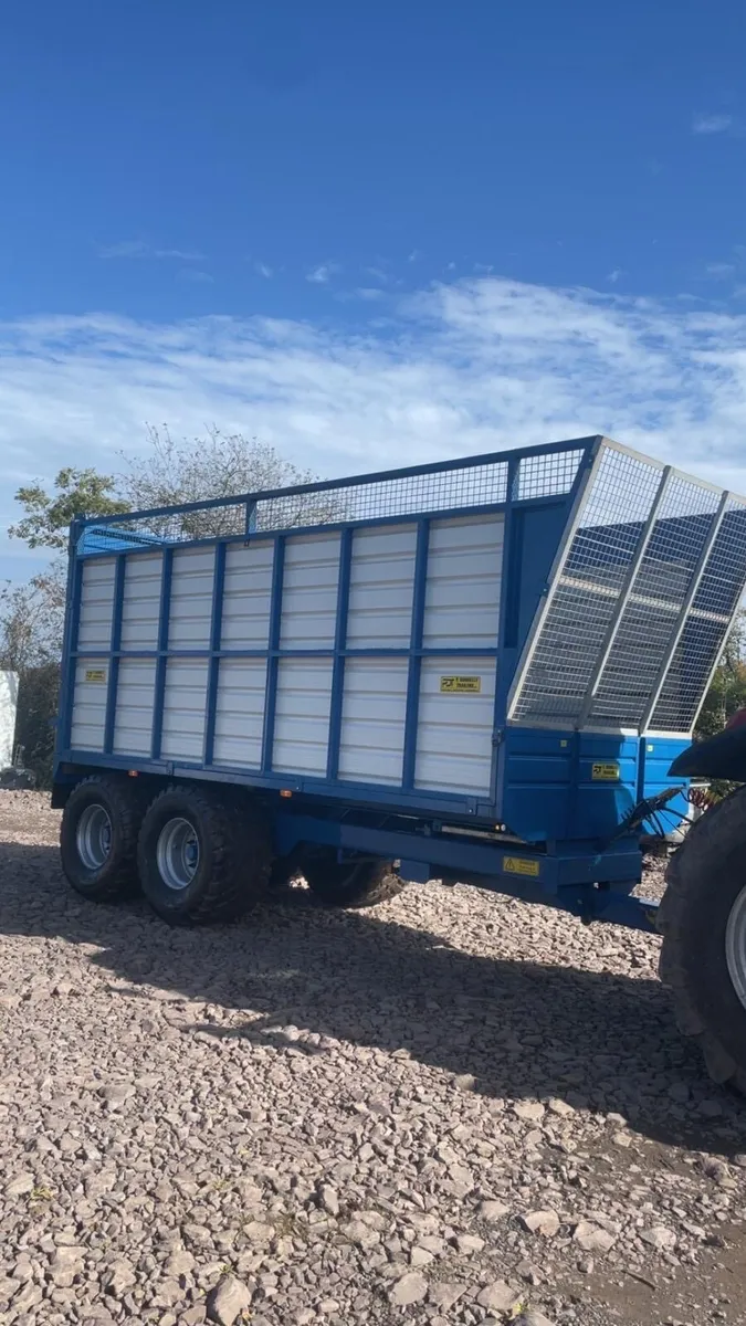 18ft Donnelly silage trailer - Image 3