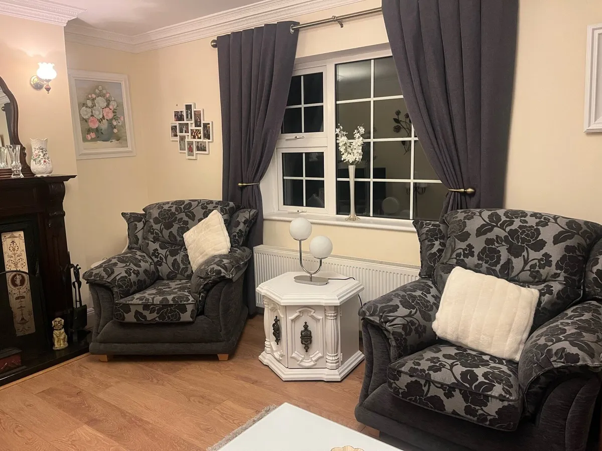 Grey sofa and two armchairs excellent condition - Image 2