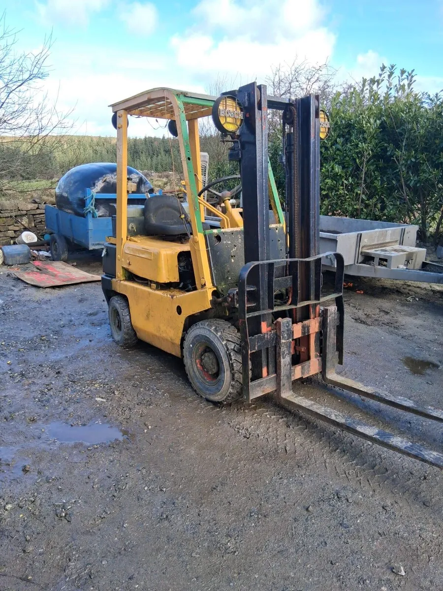 Nissan diesel forklift 2.5t - Image 1