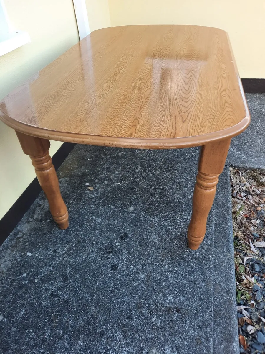 Kitchen table - Image 3