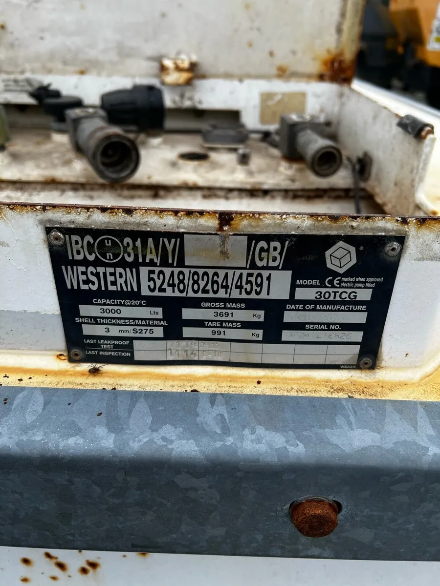 Diesel tank - Image 4