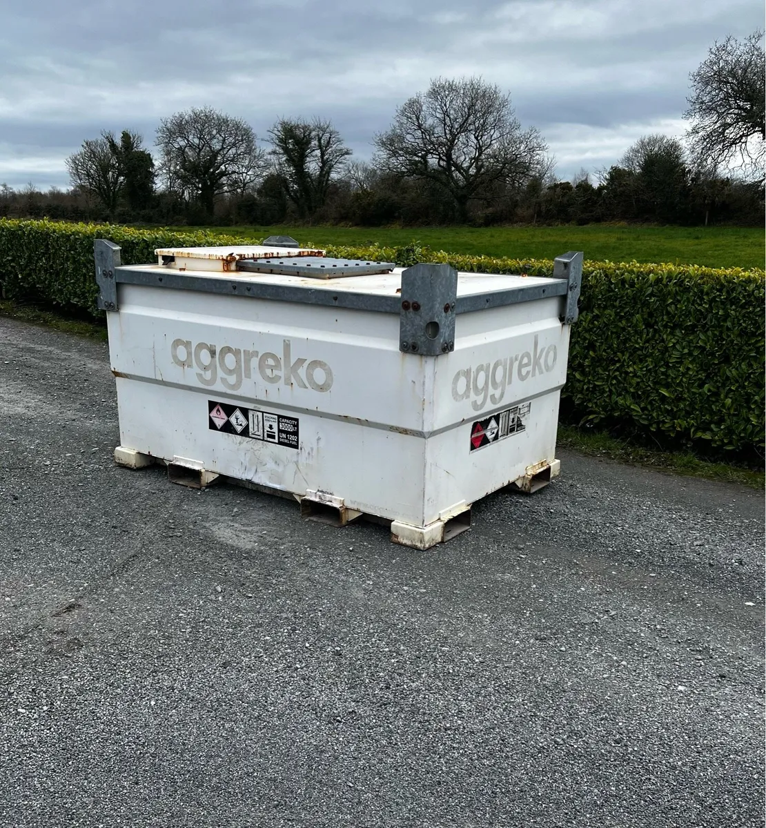 Diesel tank - Image 1