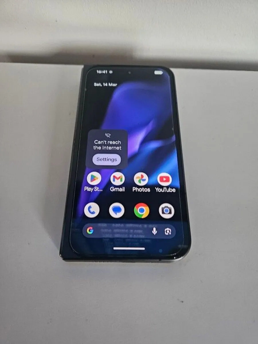 Google Pixel 9 Pro Fold Obsidian Black 256gb Grade A Offical Google Case and Cable Grade A condition - Image 3