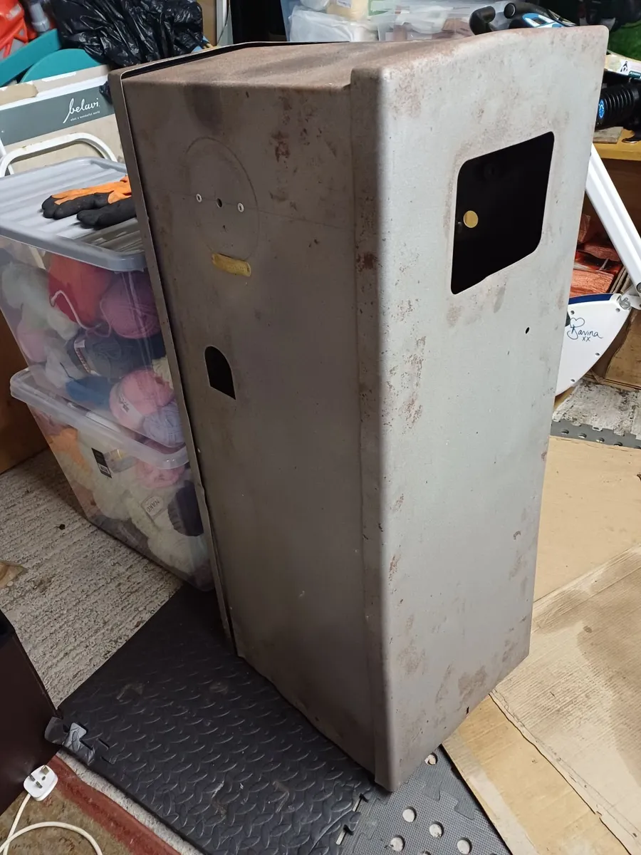 Vintage Petrol Pump - Image 3