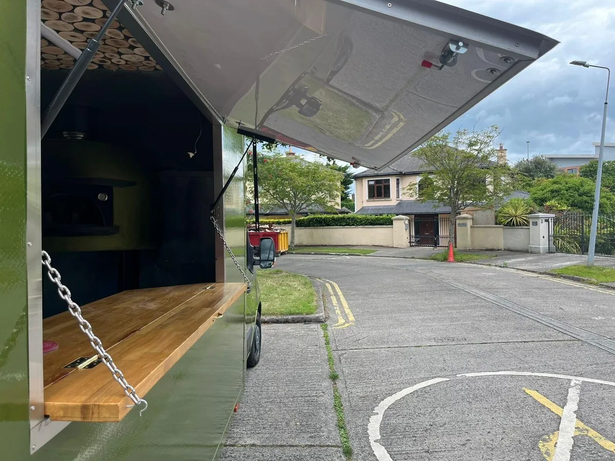 Food catering mobile business fully equipped. - Image 2