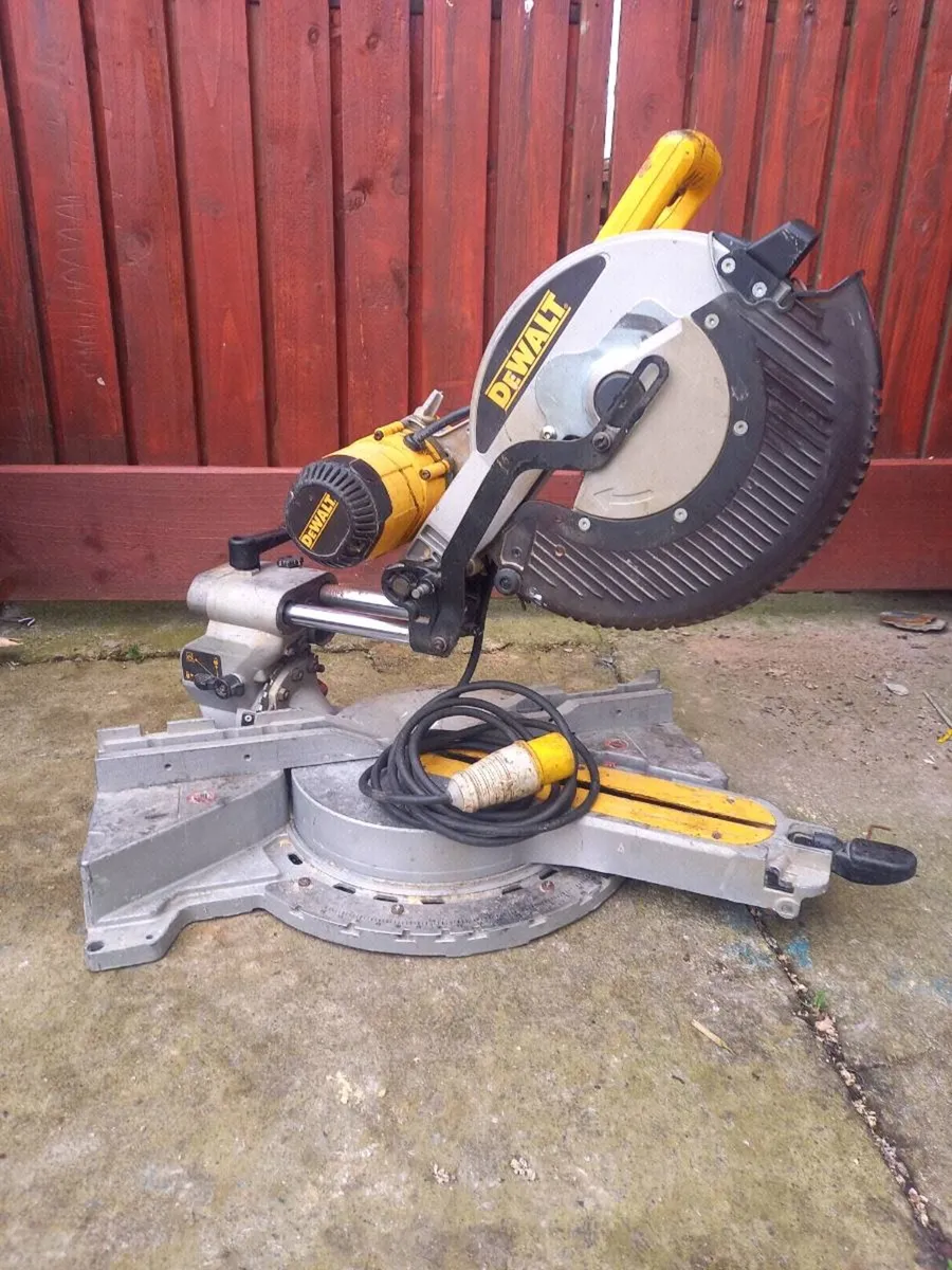 DeWalt 12" Sliding Chopsaw - Image 1