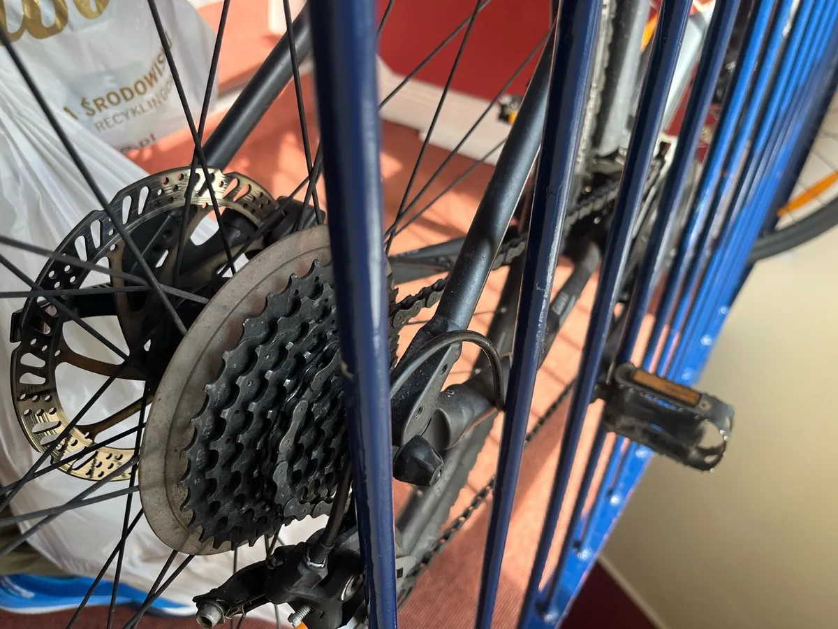 Giant Roam - trekking/hybrid bike in very good con - Image 4