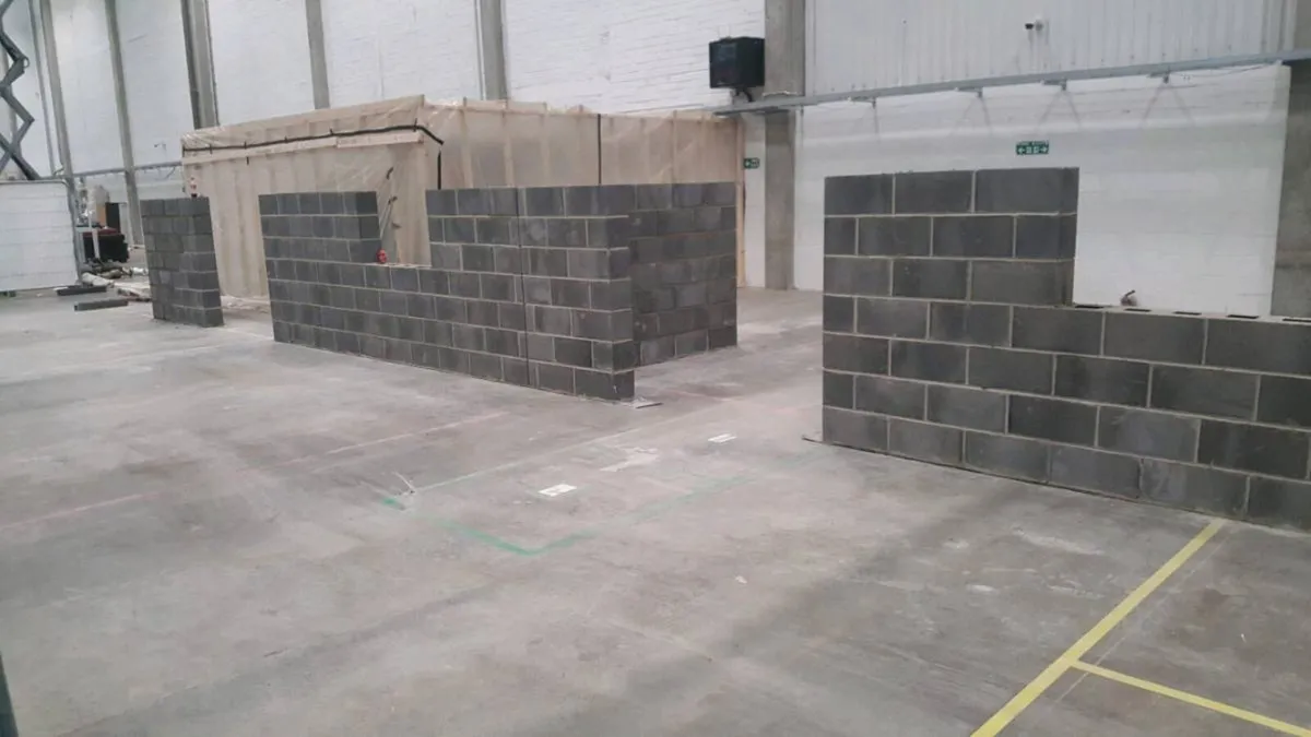 Bricklaying contractor available - Image 2
