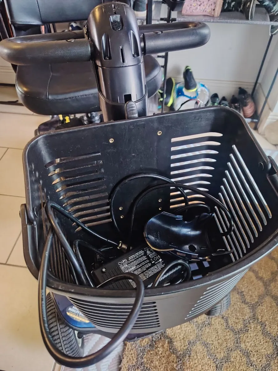 Mobility scooter gogo elite sport ez turn - Image 3