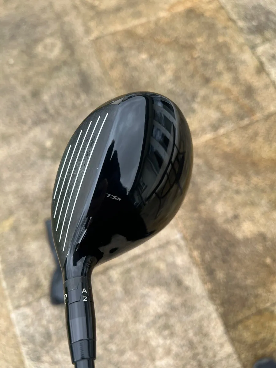 Titleist TSR2 4 wood - Image 1