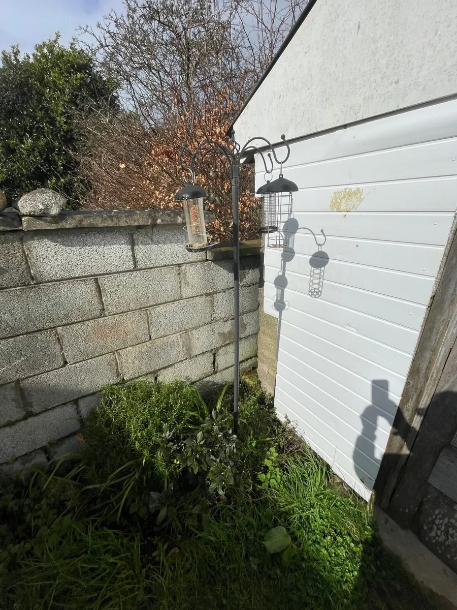 Tall Bird feeder - Image 1