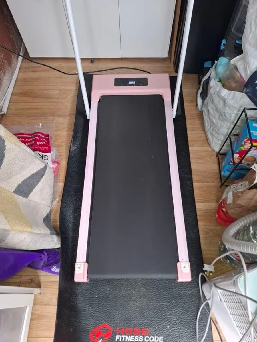 walking pad with safety bars and ground mat - Image 3