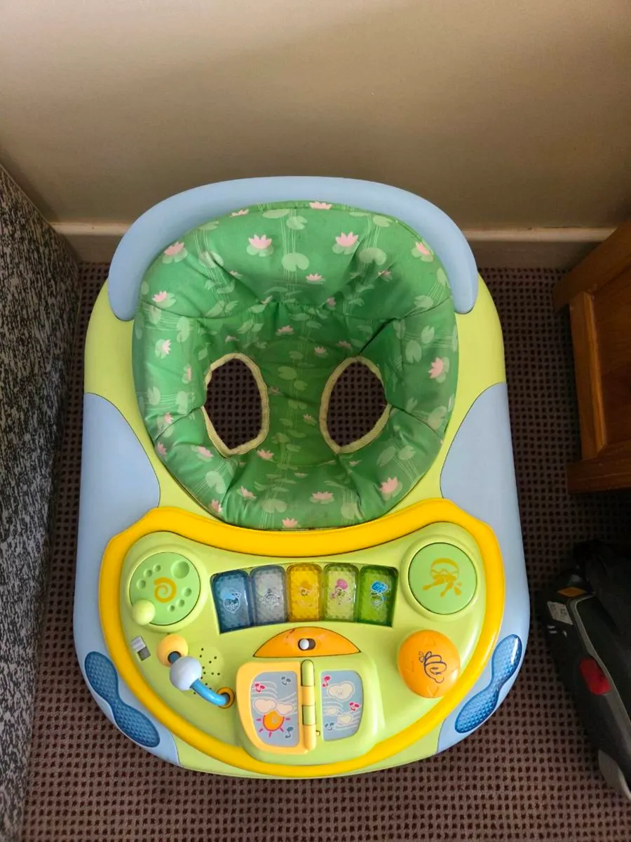 Baby walker - Image 2