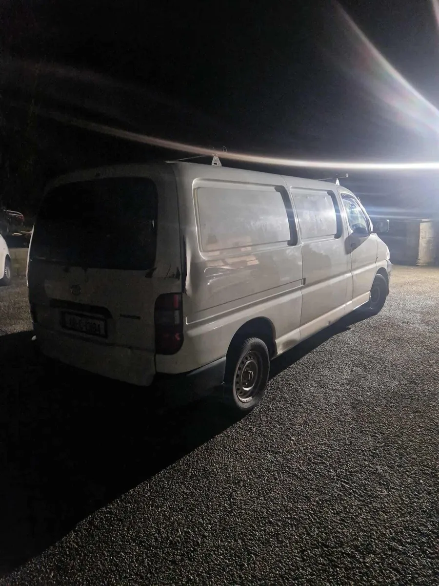 Toyota hiace - Image 3