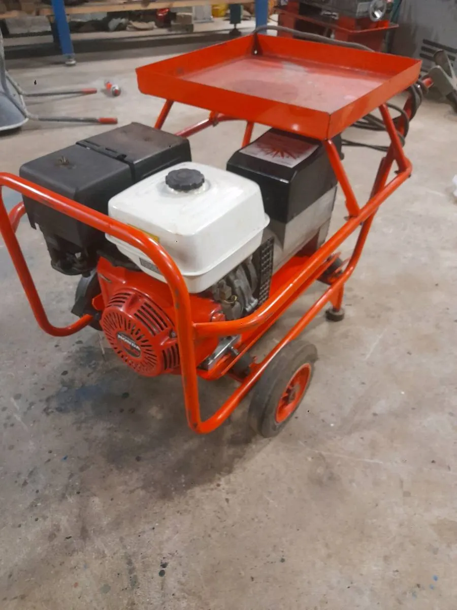 Honda welder/generator - Image 1