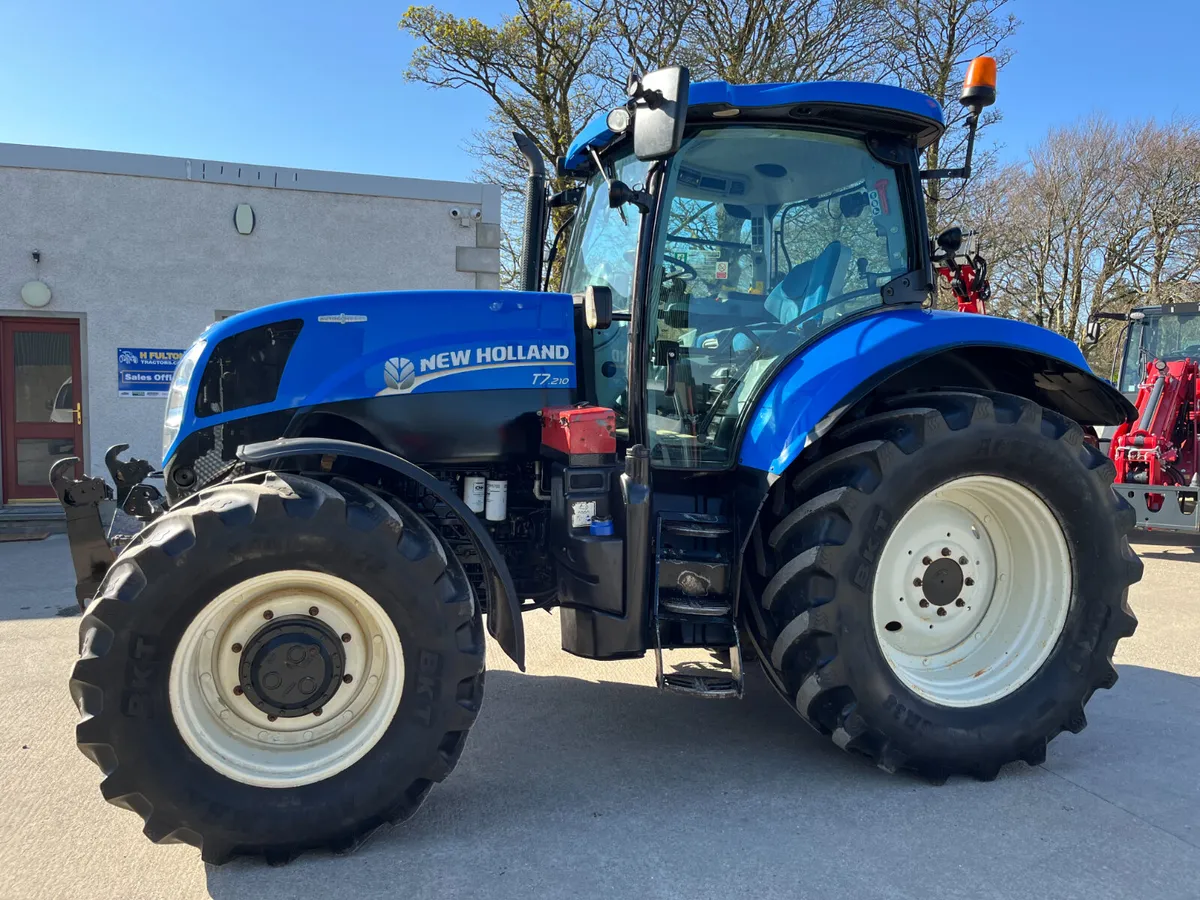 NEW HOLLAND T7.210 - Image 1